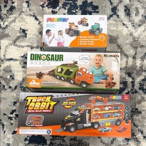 Trucks Set - Multicolor